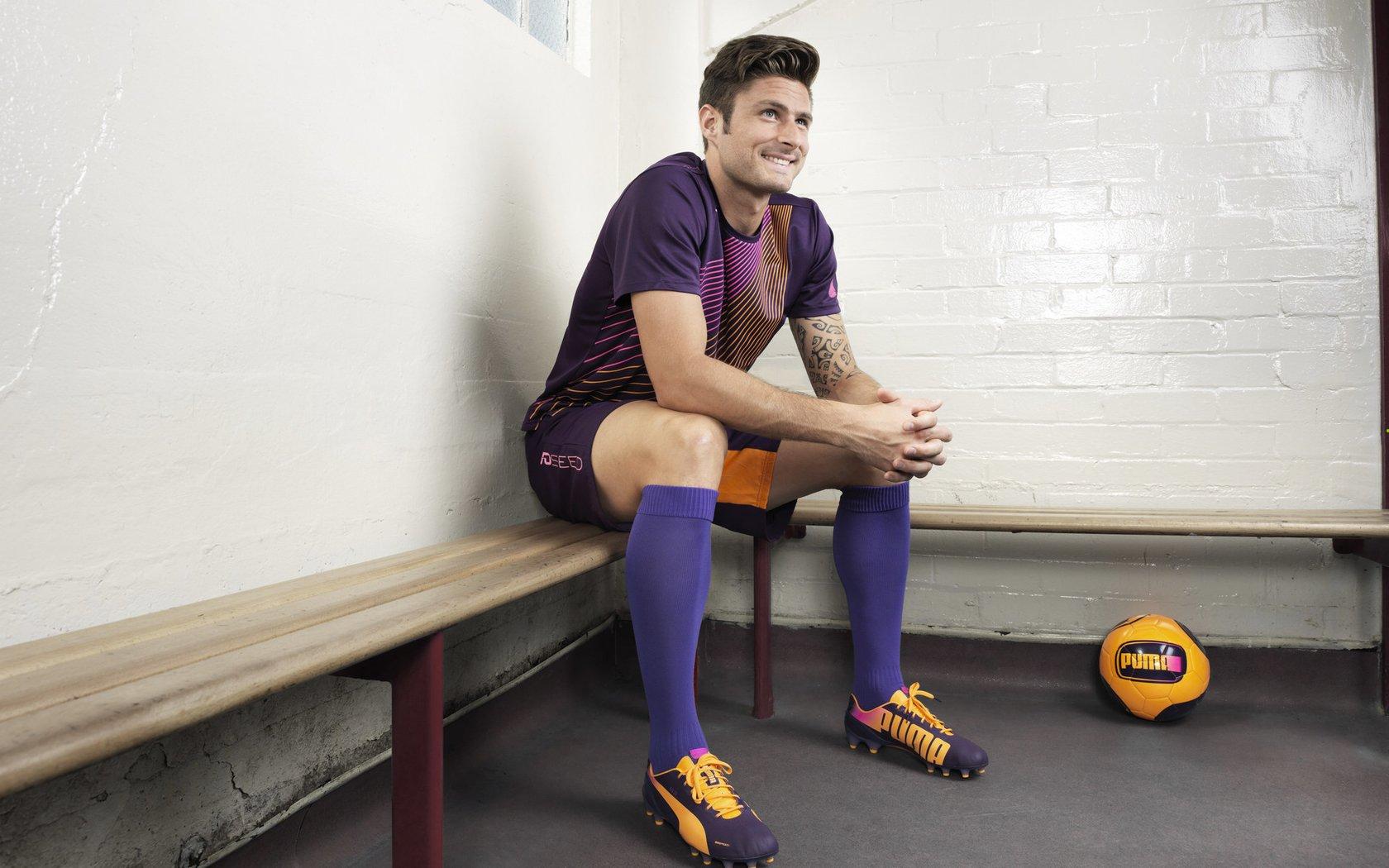 综合格斗巨星争霸赛落幕，新王加冕引爆全球格斗热潮