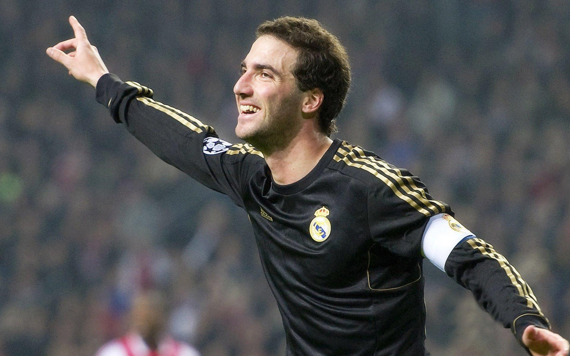 百米飞人巅峰对决，新星闪耀，传奇延续